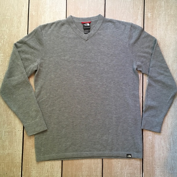 The North Face Mens Merino Wool Vneck 